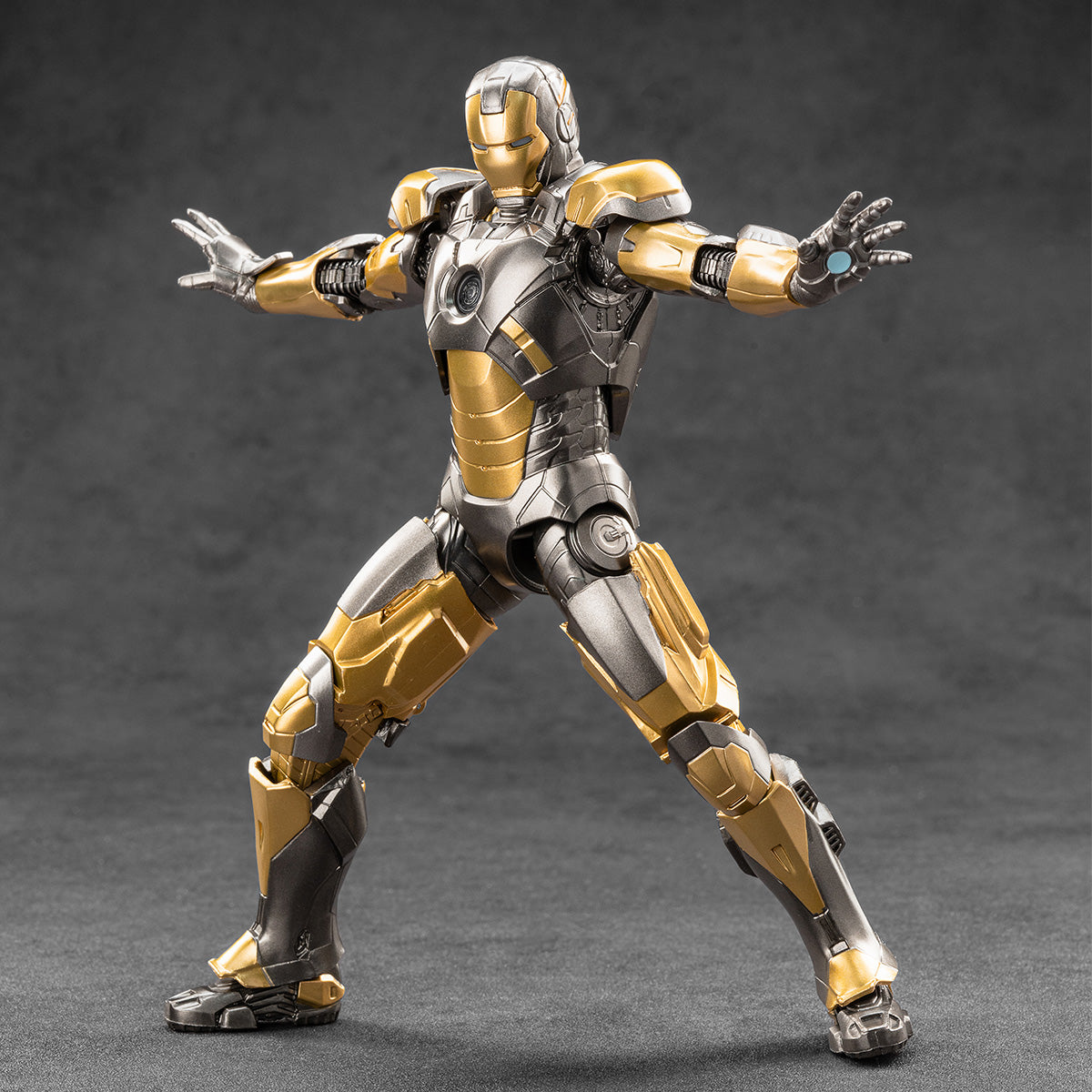 ZDTOYS 1/10 アイアンマン 非発光版 1906